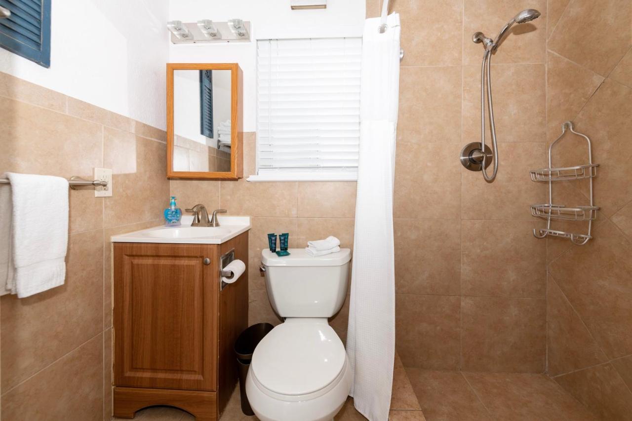 Tropic Isle Boutique Hotel Голливуд Экстерьер фото